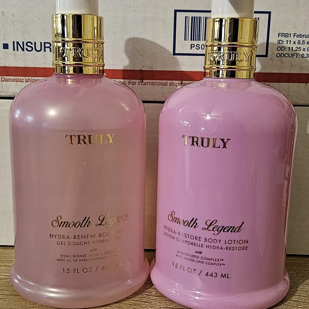 TRULY Smooth Legend Body Wash And Body Lotion Set. 15oz Each - Picture 1 of 1